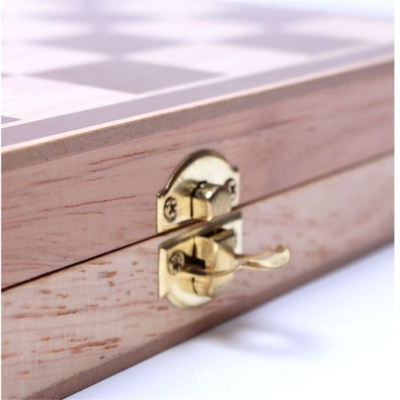 jeu d'échec de voyage - les jeux en bois